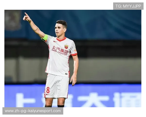 上海海港球员荣获联赛最佳新人，上海海港足球俱乐部球员